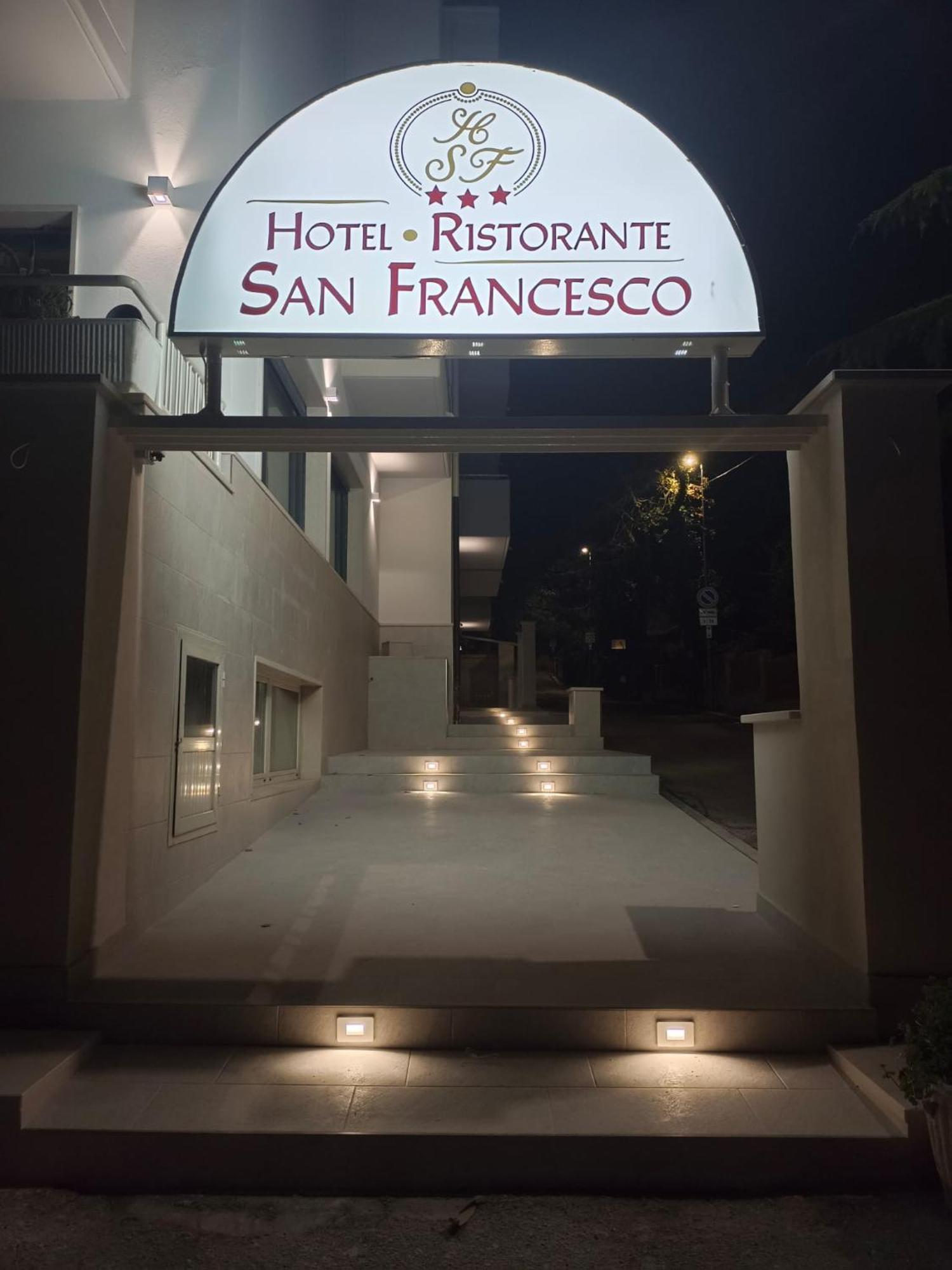 Hotel San Francesco San Giovanni Rotondo Luaran gambar